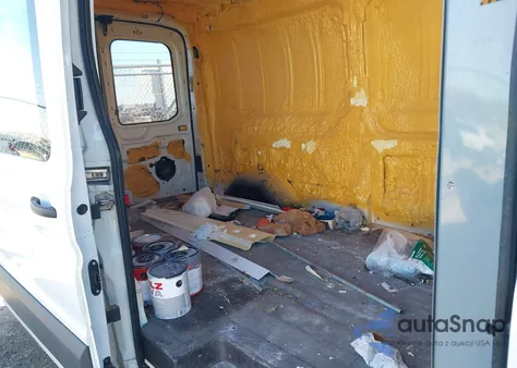 2015 Ford Transit-250 z USA, uszkodzony, nr VIN 1FTYR2CG7FKA81508